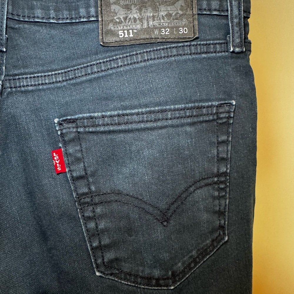 511 32x28 Levi's Men's Midnight Blue Slim Jeans - Picture 3 of 3